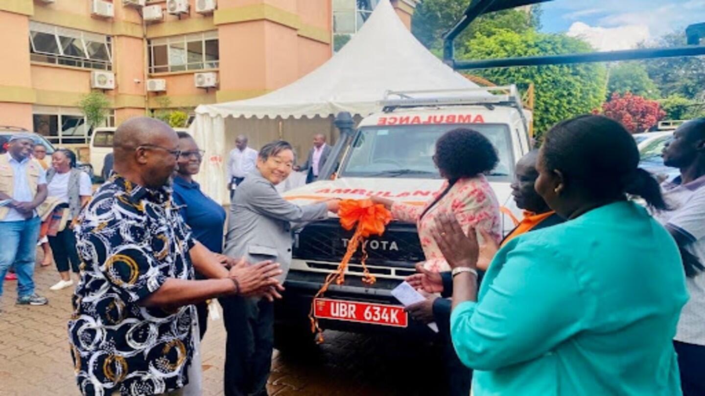 Japanese Ambassador to Uganda H.E. Sasayama Takuya (L) and UNFPA Uganda Representative Ms Gift Malunga (R) handover the ambulance to ACORD Uganda to strengthen the referral system in Madi-Okollo and Terego Districts. 