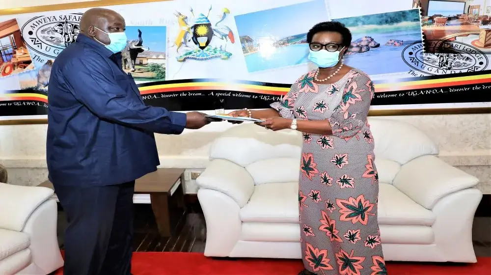 UNFPA Representative presents credentials to Minister of Foreign Affairs